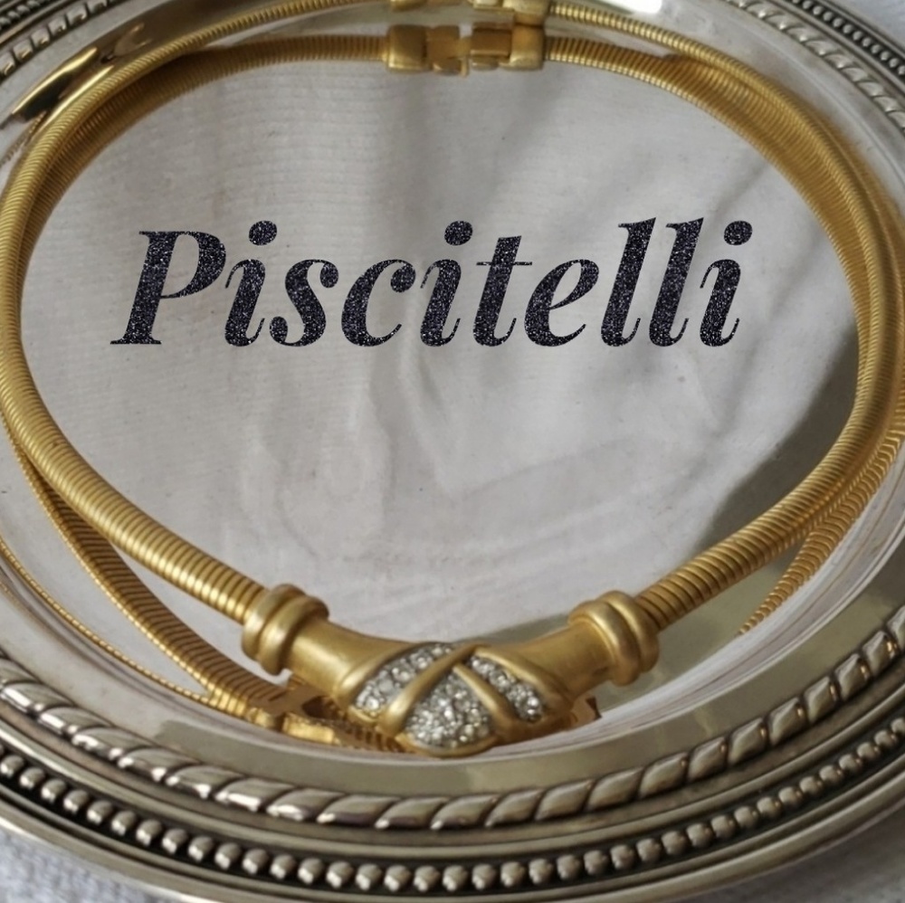 Vintage Piscitelli Gold Tone and Rhin 💛 Necklace
